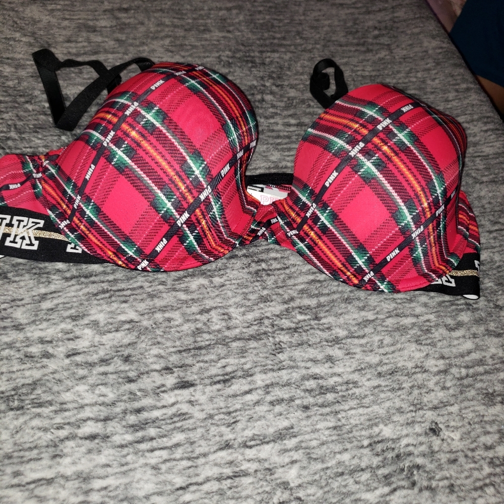 Pink Victoria Secret bra
